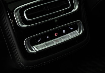 Подержанный автомобиль Exeed RX 2023 года (16 фото)