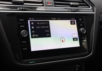 Подержанный автомобиль Volkswagen Tiguan 2019 года (16 фото)