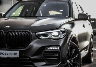 Подержанный автомобиль BMW X5 2019 года (2 фото)