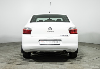 Подержанный автомобиль Citroen C-Elysee 2013 года (6 фото)