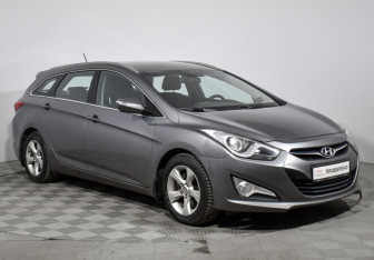Подержанный автомобиль Hyundai i40 Wagon 2013 года (3 фото)