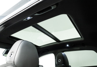 Подержанный автомобиль Geely Tugella 2023 года (15 фото)