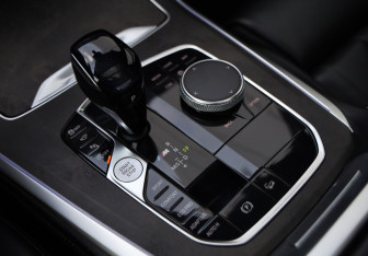 Подержанный автомобиль BMW X5 2019 года (23 фото)