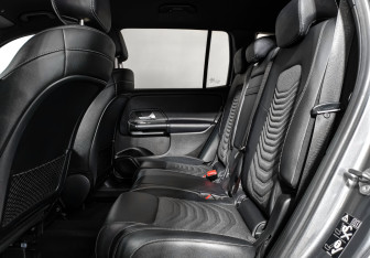 Подержанный автомобиль Mercedes-Benz GLB 2020 года (12 фото)