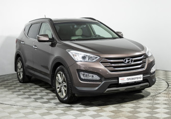 Подержанный автомобиль Hyundai Santa Fe 2014 года (3 фото)