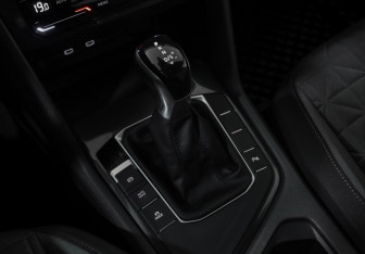 Подержанный автомобиль Volkswagen Tiguan 2020 года (19 фото)