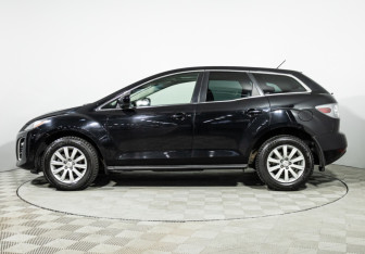 Подержанный автомобиль Mazda CX-7 2009 года (8 фото)