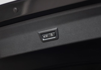 Подержанный автомобиль BMW X4 2021 года (38 фото)