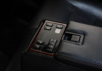 Подержанный автомобиль Toyota Camry Sedan 2011 года (19 фото)