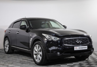 Подержанный автомобиль Infiniti FX 2008 года (3 фото)
