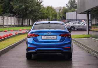 Подержанный автомобиль Hyundai Solaris Sedan 2020 года (7 фото)