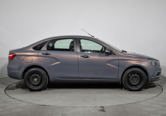 Подержанный автомобиль LADA (ВАЗ) Vesta Sedan 2017 года (4 фото)
