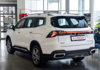 Новый Geely Okavango 2025 (7 фото)