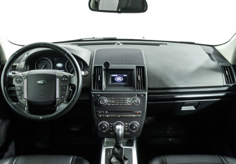 Подержанный автомобиль Land Rover Freelander 2014 года (13 фото)