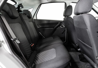 Подержанный автомобиль LADA (ВАЗ) Granta Liftback 2024 года (17 фото)