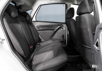 Подержанный автомобиль LADA (ВАЗ) Granta Liftback 2023 года (17 фото)