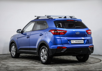 Подержанный автомобиль Hyundai Creta 2019 года (7 фото)
