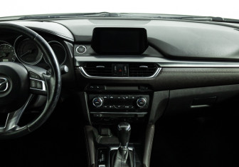 Подержанный автомобиль Mazda 6 Sedan 2015 года (14 фото)