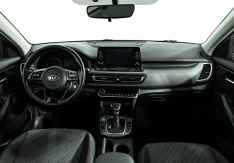 Подержанный автомобиль Kia Seltos 2020 года (13 фото)