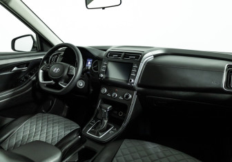 Подержанный автомобиль Hyundai Creta 2021 года (9 фото)