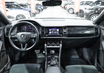 Подержанный автомобиль Skoda Kodiaq 2020 года (20 фото)