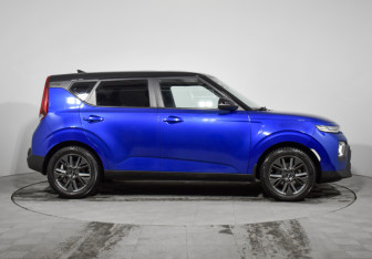 Подержанный автомобиль Kia Soul 2020 года (4 фото)