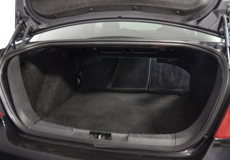 Подержанный автомобиль Ford Focus Sedan 2010 года (24 фото)