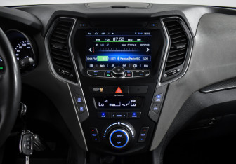 Подержанный автомобиль Hyundai Santa Fe 2016 года (16 фото)