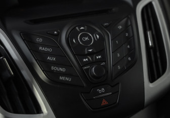 Подержанный автомобиль Ford Focus Hatchback 2012 года (14 фото)