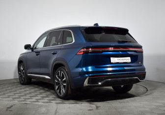 Подержанный автомобиль Geely Monjaro 2021 года (7 фото)
