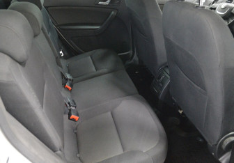 Подержанный автомобиль Skoda Yeti 2013 года (13 фото)