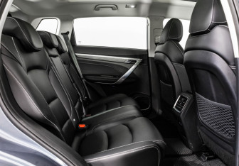 Подержанный автомобиль Geely Atlas Pro 2021 года (25 фото)