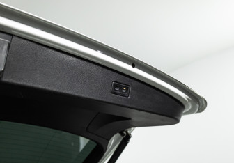 Подержанный автомобиль Volkswagen Tiguan 2018 года (20 фото)