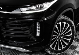 Подержанный автомобиль Exeed TXL 2023 года (2 фото)