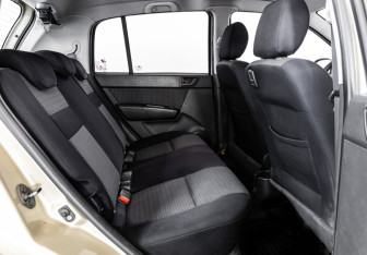 Подержанный автомобиль Hyundai Getz 2005 года (13 фото)