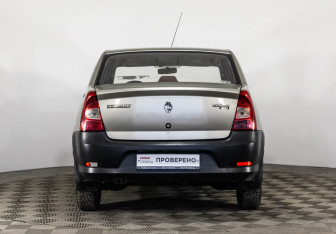 Подержанный автомобиль Renault Logan Sedan 2011 года (6 фото)