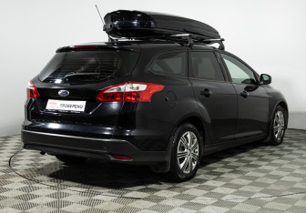 Подержанный автомобиль Ford Focus Wagon 2012 года (5 фото)
