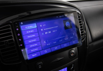 Подержанный автомобиль Ford Escape 2008 года (14 фото)