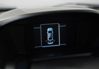 Подержанный автомобиль Ford Kuga 2014 года (13 фото)