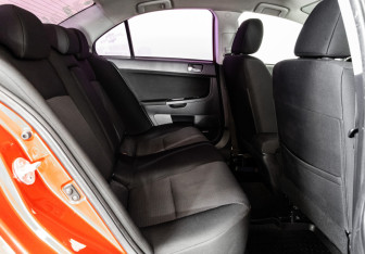 Подержанный автомобиль Mitsubishi Lancer Sedan 2008 года (18 фото)