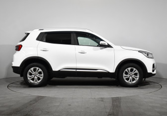 Подержанный автомобиль Chery Tiggo 4 2020 года (5 фото)