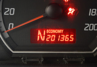 Подержанный автомобиль Suzuki Swift Hatchback 2007 года (15 фото)