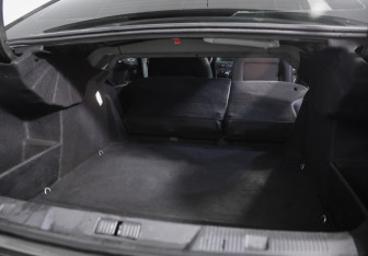 Подержанный автомобиль Citroen C4 Sedan 2013 года (24 фото)