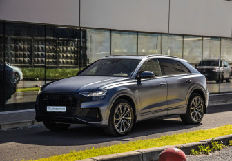 Подержанный автомобиль Audi Q8 2019 года (3 фото)