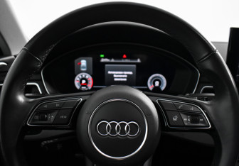 Подержанный автомобиль Audi A4 Sedan 2020 года (17 фото)