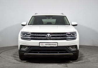 Подержанный автомобиль Volkswagen Teramont 2018 года (2 фото)