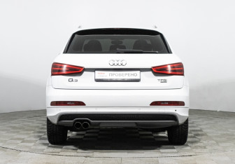 Подержанный автомобиль Audi Q3 2014 года (6 фото)