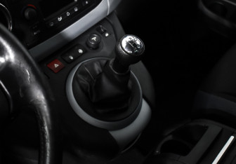 Подержанный автомобиль Citroen Berlingo 2012 года (9 фото)