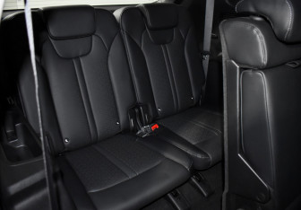 Подержанный автомобиль Kia Sorento 2022 года (13 фото)