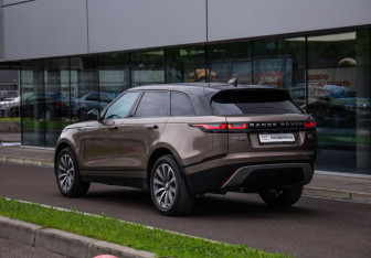 Подержанный автомобиль Land Rover Range Rover Velar 2018 года (8 фото)